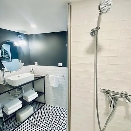 *astoria 6* Cosy En Plein Centre Apartment